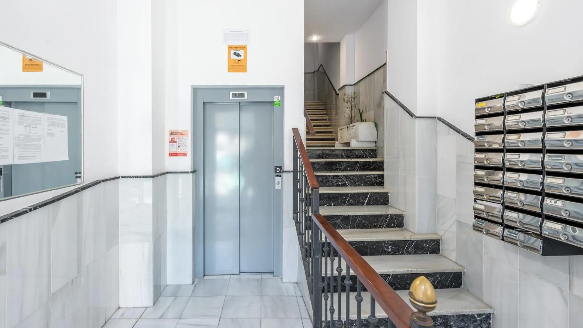 Wintowinrentals Centro Urbano Con Encanto En Malaga Spain